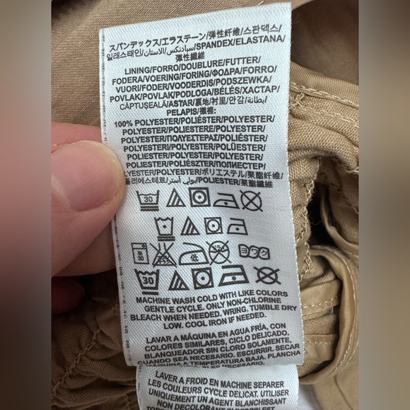 Guess brown Utility Jacket with Collared Neckline and Fitted Silhouette - Picture 12 of 16